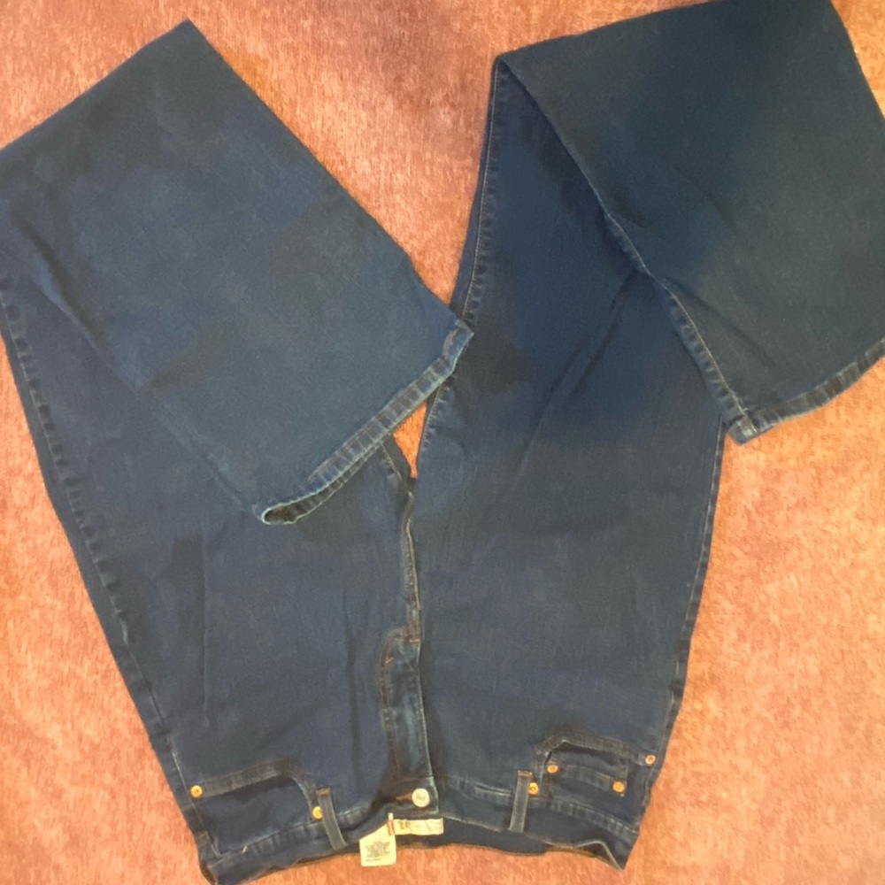 Levi 512’s